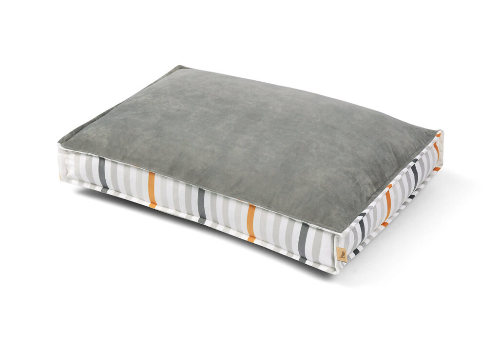 Seaside Boxy Bed - M / Oyster Gray